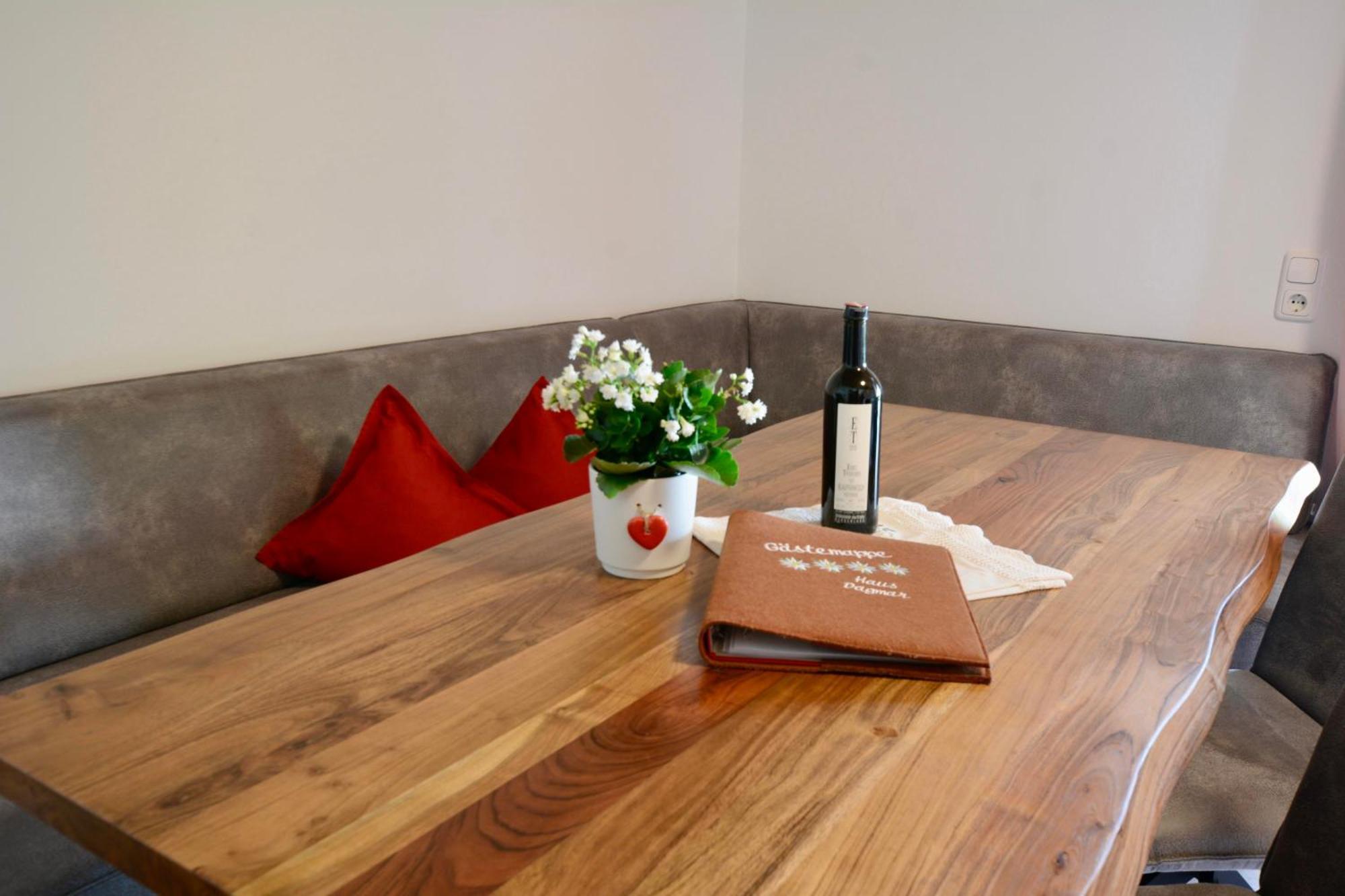 Haus Dagmar Apartman Silbertal Kültér fotó